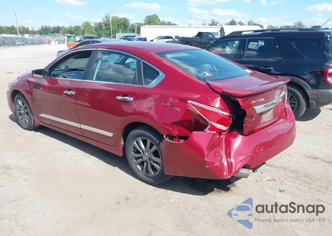 2015 Nissan Altima 2.5 S из США, поврежденный, VIN 1N4AL3AP0FN347693